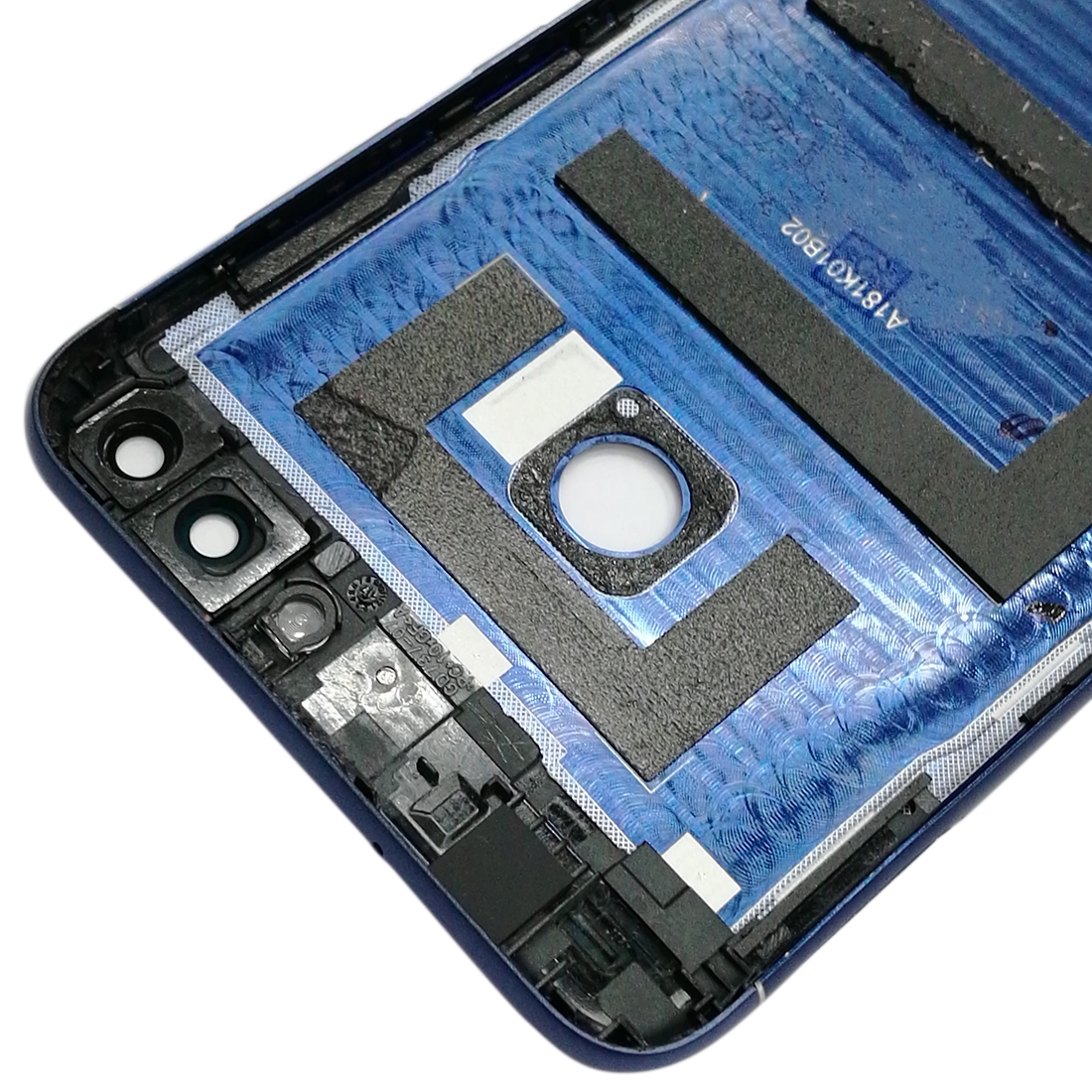 Huawei P Smart Blue Back Cover Replacement - Image 4
