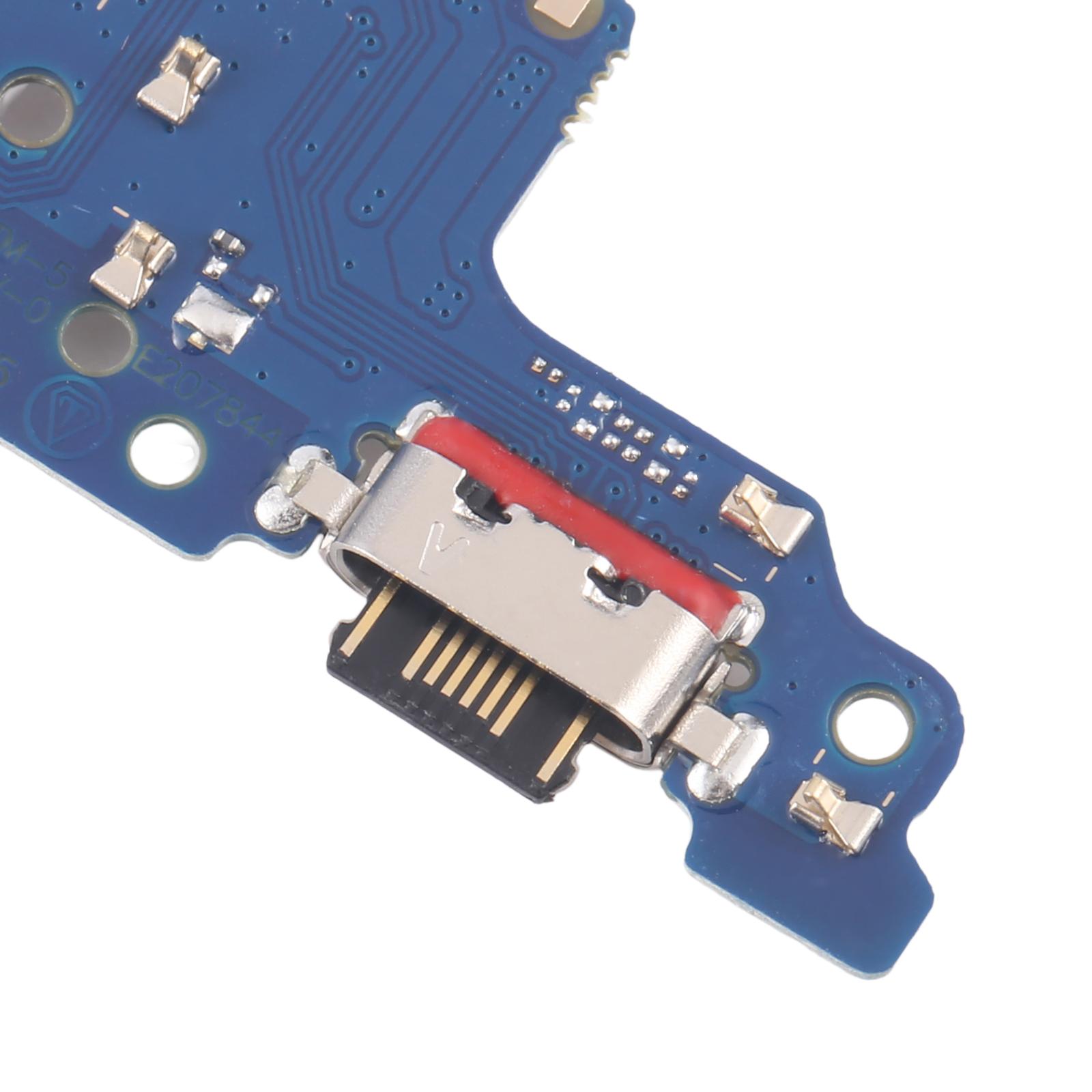 Motorola Moto G05 Charging Port Board Replacement - Image 3