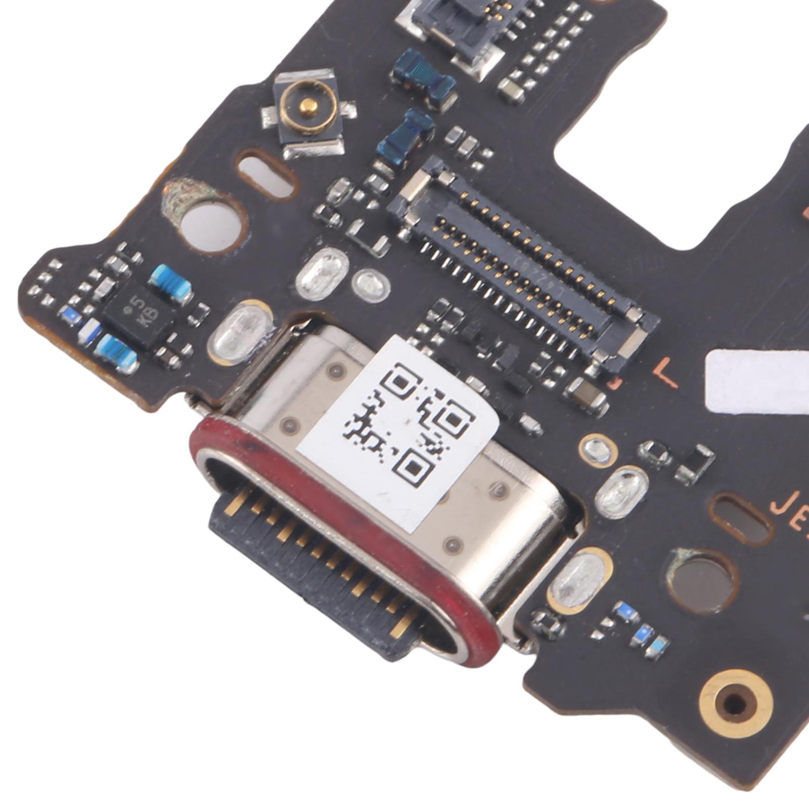 Motorola Edge 50 Pro Charging Port Board Replacement - Image 3